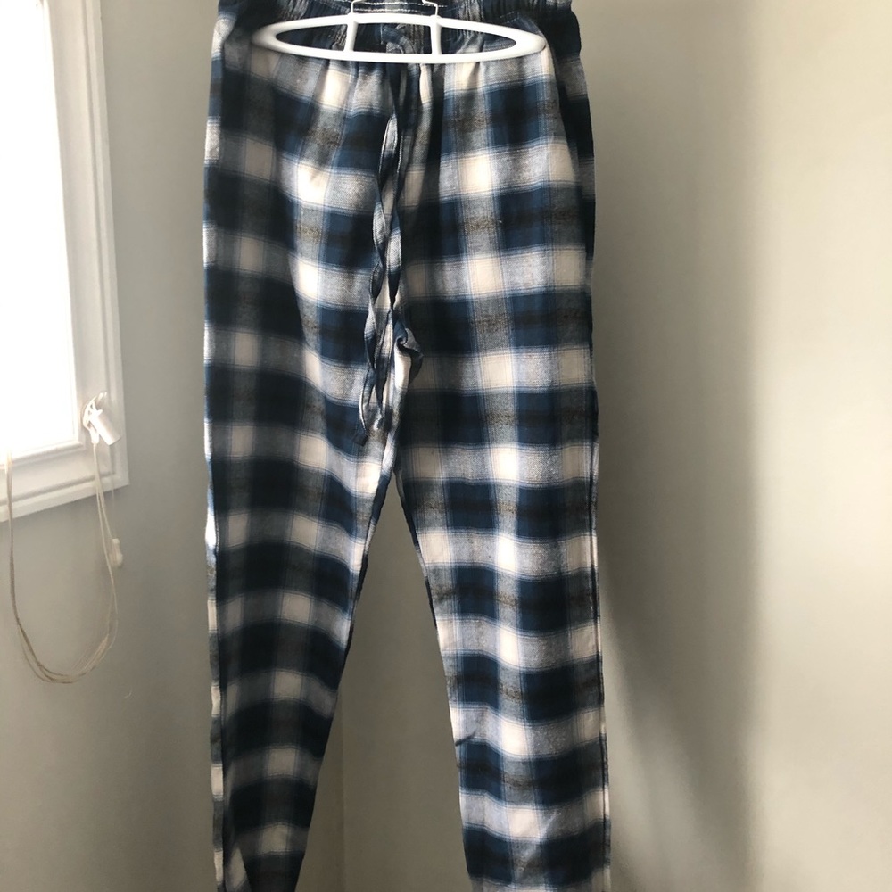 NWOT blue plaid pyjama pant cuffed bottom